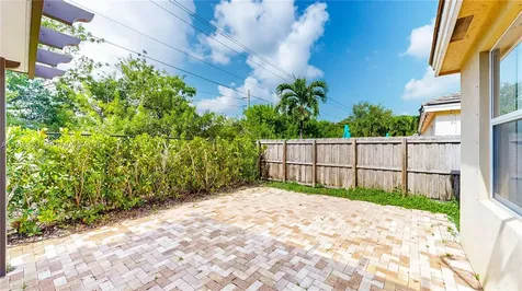 3090 SE 7th Court Homestead FL 33033