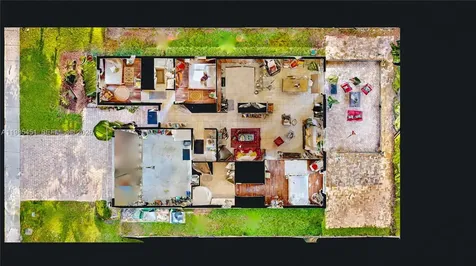3090 SE 7th Court Homestead FL 33033