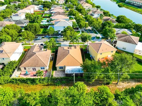 3090 SE 7th Court Homestead FL 33033
