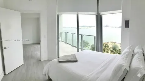 2900 NE 7th Avenue Miami FL 33137