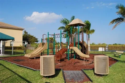 22831 SW 88th Place Cutler Bay FL 33190