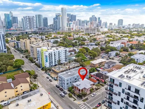 676 SW 1st Street Miami FL 33130