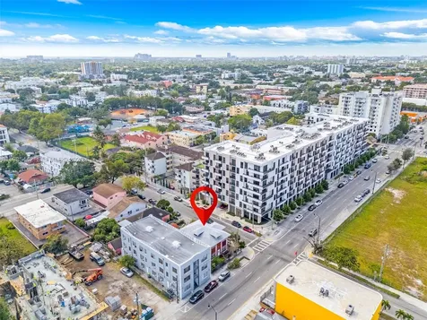 676 SW 1st Street Miami FL 33130