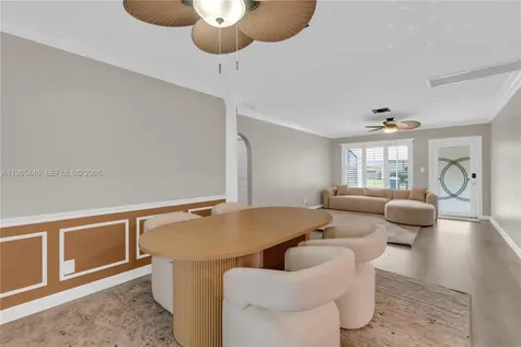 211 SE 1st Terrace Dania Beach FL 33004