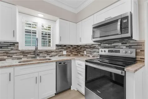 211 SE 1st Terrace Dania Beach FL 33004