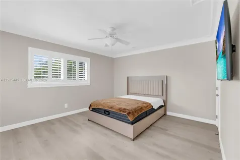211 SE 1st Terrace Dania Beach FL 33004