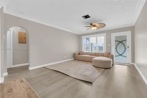 211 SE 1st Terrace Dania Beach FL 33004