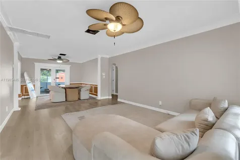 211 SE 1st Terrace Dania Beach FL 33004