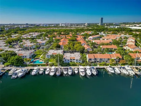 3549 Magellan Circle Aventura FL 33180