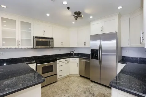 201 Crandon Boulevard Key Biscayne FL 33149