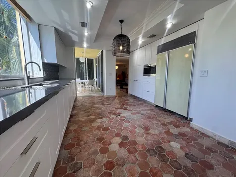 445 Grand Bay Drive Key Biscayne FL 33149