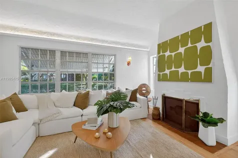 1305 Alhambra Circle Coral Gables FL 33134