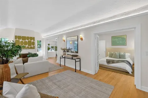 1305 Alhambra Circle Coral Gables FL 33134