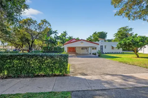 1305 Alhambra Circle Coral Gables FL 33134