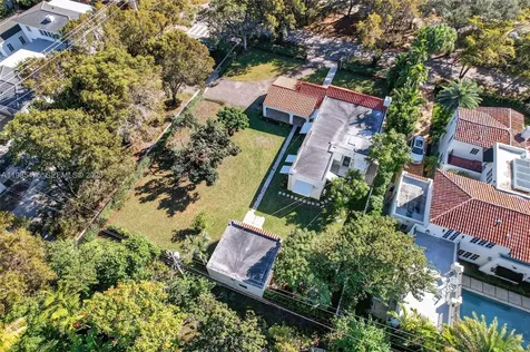 1305 Alhambra Circle Coral Gables FL 33134