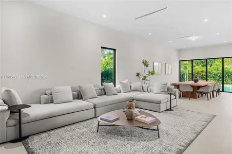 245 NE 116th Street Miami FL 33161