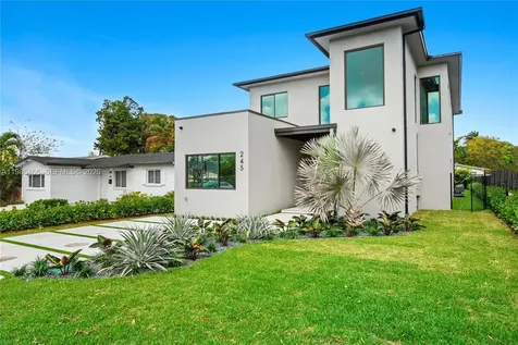 245 NE 116th Street Miami FL 33161