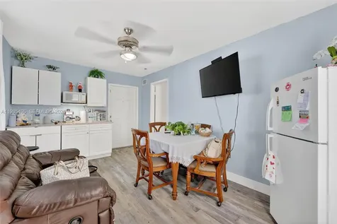 440 E 37th Street Hialeah FL 33013
