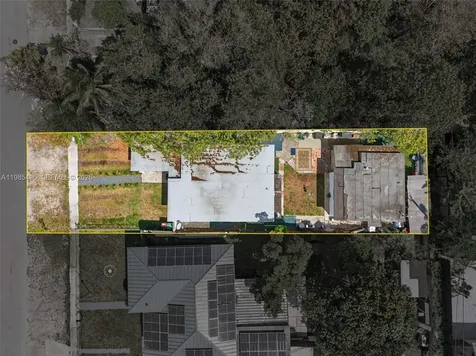 440 E 37th Street Hialeah FL 33013