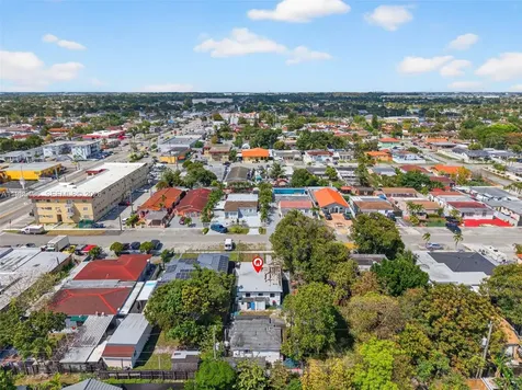 440 E 37th Street Hialeah FL 33013