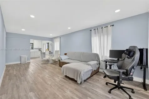 440 E 37th Street Hialeah FL 33013