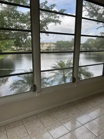 5103 NW 35th Street Lauderdale Lakes FL 33319
