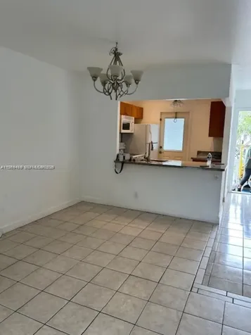 5103 NW 35th Street Lauderdale Lakes FL 33319