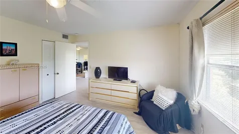 9621 Sunrise Lakes Boulevard Sunrise FL 33322