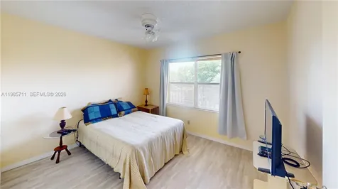 9621 Sunrise Lakes Boulevard Sunrise FL 33322