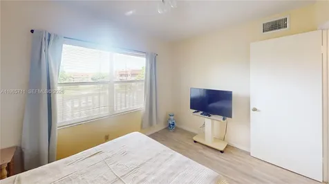 9621 Sunrise Lakes Boulevard Sunrise FL 33322