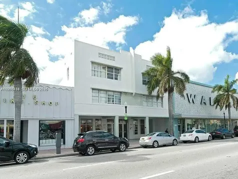 7326 Collins Avenue Miami Beach FL 33141