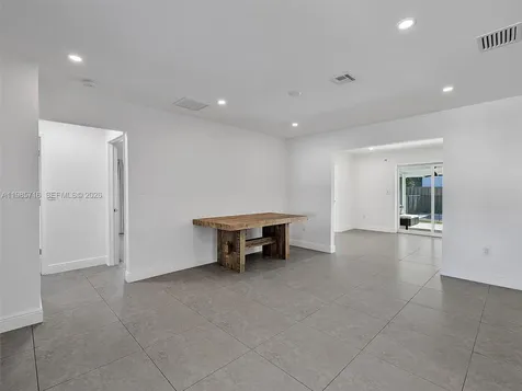 340 NW 45th Street Miami FL 33127