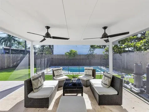 340 NW 45th Street Miami FL 33127