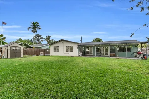 19030 Bel Aire Drive Cutler Bay FL 33157