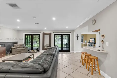 19030 Bel Aire Drive Cutler Bay FL 33157
