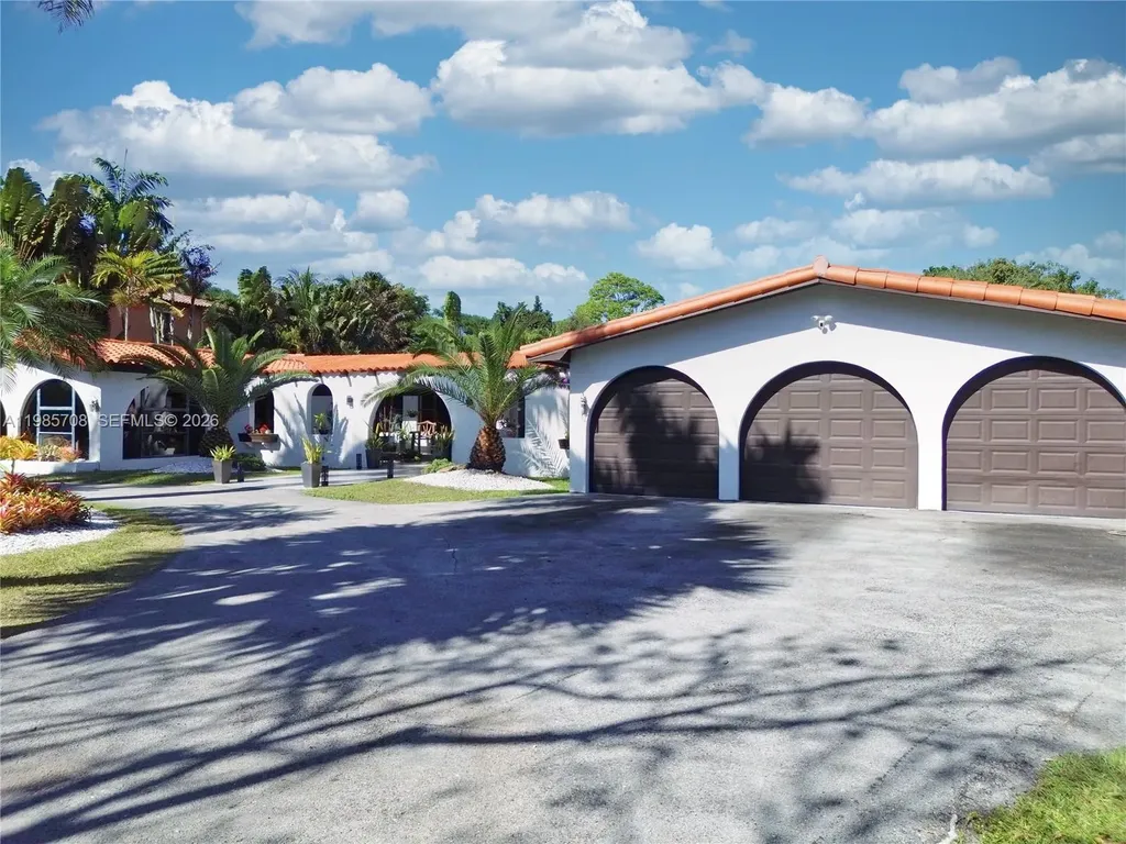 7925 SW 124th Street Pinecrest FL 33156