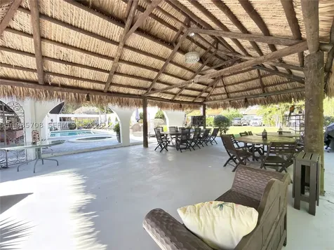 7925 SW 124th Street Pinecrest FL 33156
