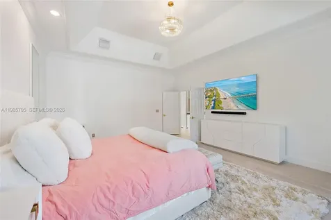 325 Eagle Drive Jupiter FL 33477