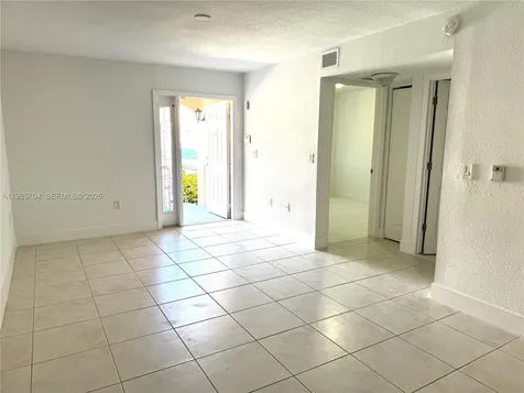 1260 SE 28th Court Homestead FL 33035