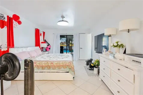 2908 NW 9th Terrace Cape Coral FL 33993