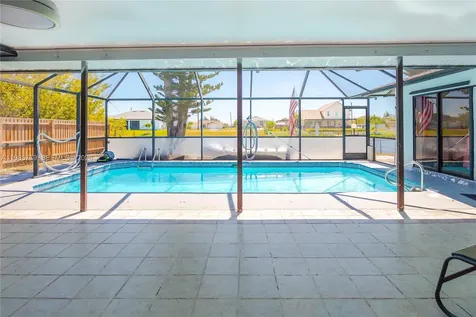 2908 NW 9th Terrace Cape Coral FL 33993