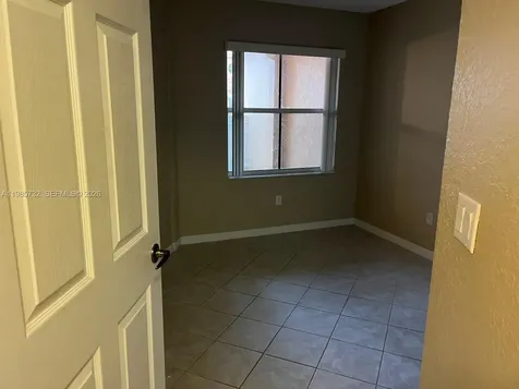 4952 Tradewinds Terrace Dania Beach FL 33312