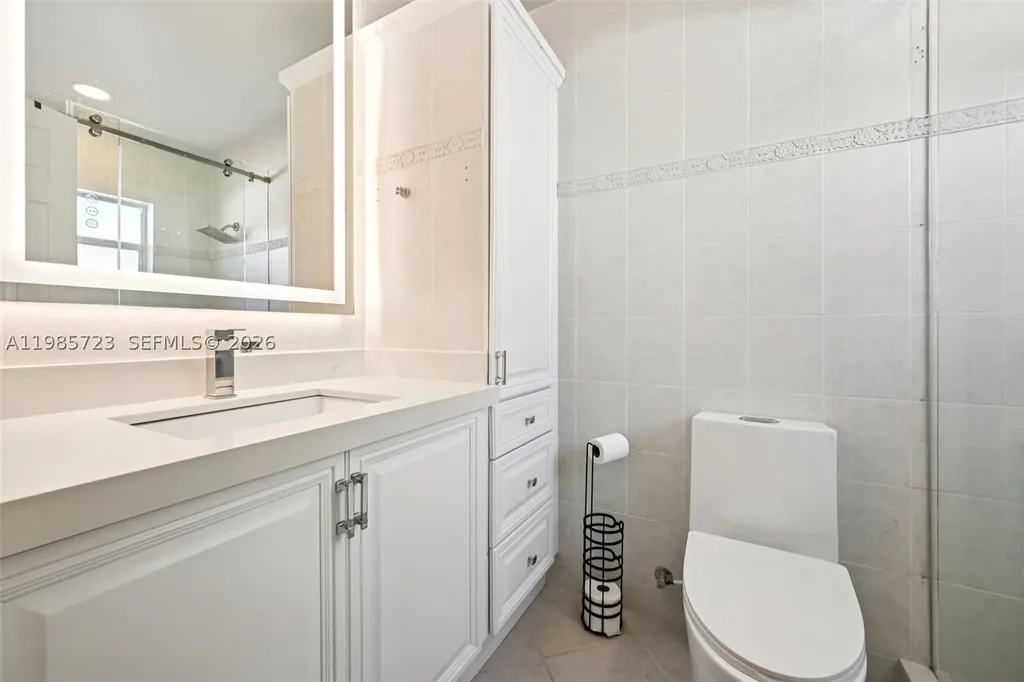 8900 SW 7th Street Boca Raton FL 33433