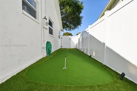 8900 SW 7th Street Boca Raton FL 33433