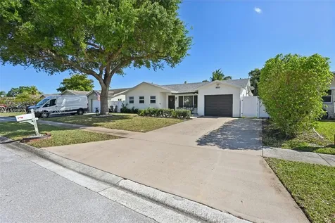 8900 SW 7th Street Boca Raton FL 33433