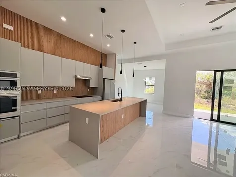 6186 N Everglades Boulevard Naples FL 34120