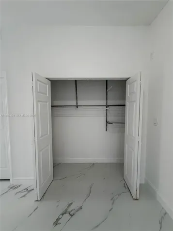16242 SW 42nd Terrace Miami FL 33185