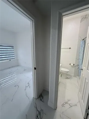 16242 SW 42nd Terrace Miami FL 33185
