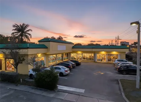 124 S Federal Highway Hallandale Beach FL 33009
