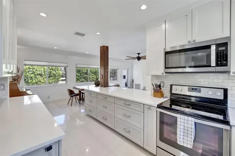 2506 NE 30th Street Fort Lauderdale FL 33306